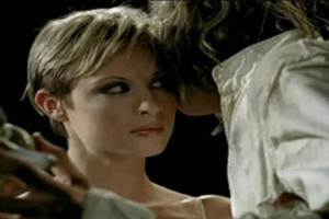 2081-universal-absurdity-short-film-danse