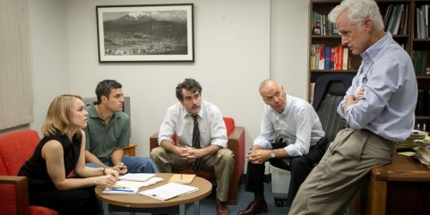spotlight-rachel-mcadams-michael-keaton-mark-ruffalo-john-slattery-tom-mccarthy-critique-film