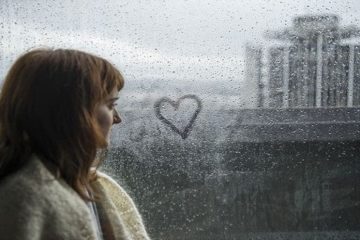 le-ciel-attendra-film-naomi-amarger-melanie-coeur-fenetre